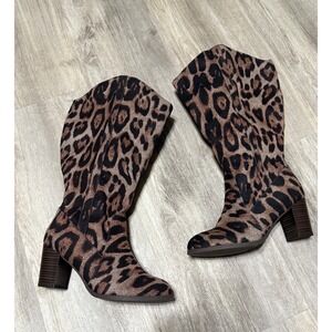 Leopard women's size 8‎ heeled boots 3 inch heel.